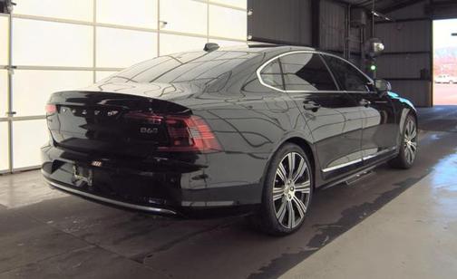 2023 Volvo S90 B6 Plus