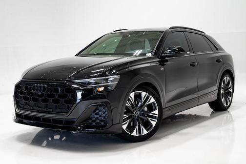 Black Metallic 2025 Audi Q8 55 Premium Plus