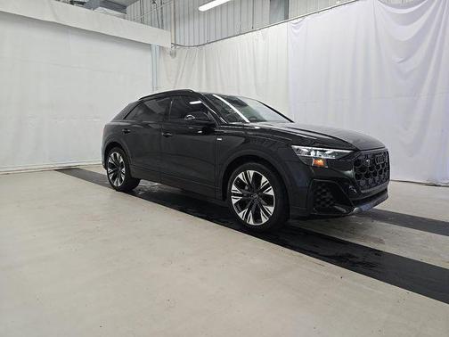 Black Metallic 2025 Audi Q8 55 Premium Plus
