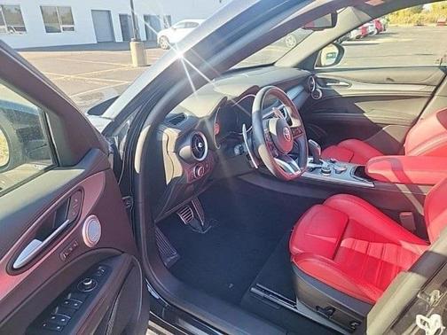 2024 Alfa Romeo Stelvio Veloce AWD