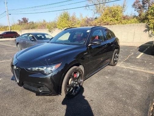 2024 Alfa Romeo Stelvio Veloce AWD