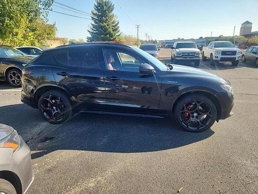 2024 Alfa Romeo Stelvio Veloce AWD