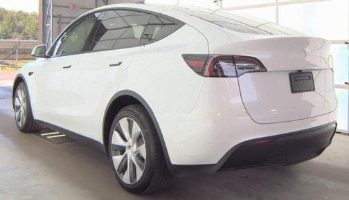 2023 Tesla Model Y Long Range Dual Motor All-Wheel Drive