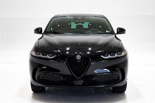 Alfa Black 2024 Alfa Romeo Tonale Veloce EAWD