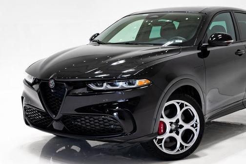 Alfa Black 2024 Alfa Romeo Tonale Veloce EAWD