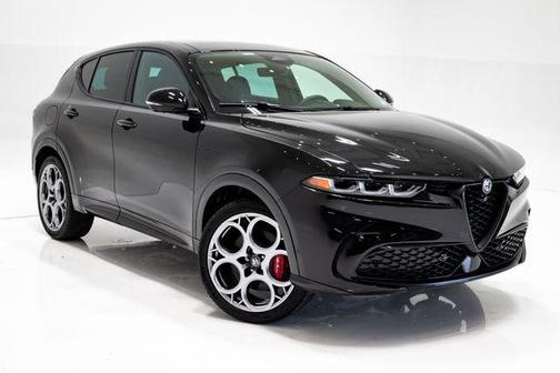 Alfa Black 2024 Alfa Romeo Tonale Veloce EAWD