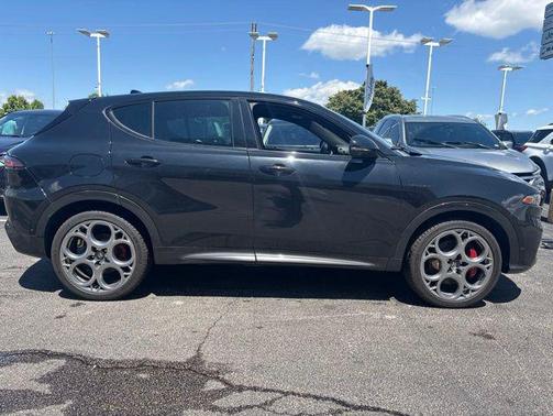 Alfa Black 2024 Alfa Romeo Tonale Veloce EAWD