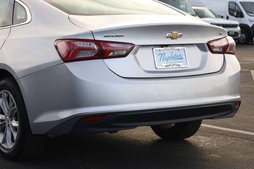 2022 Chevrolet Malibu FWD LT