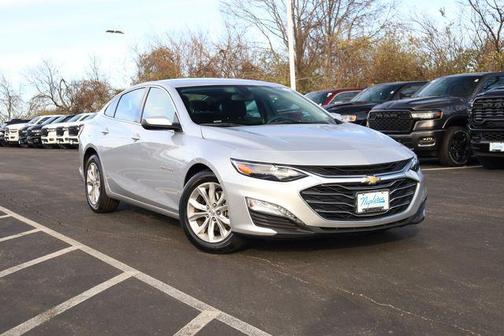 2022 Chevrolet Malibu FWD LT