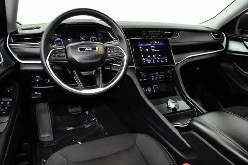 2024 Jeep Grand Cherokee Laredo