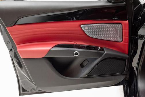 2023 Maserati Grecale Modena