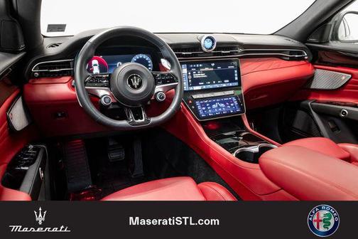 Nero Tempesta Metallic 2023 Maserati Grecale Modena