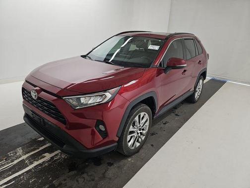 2020 Toyota RAV4 XLE Premium