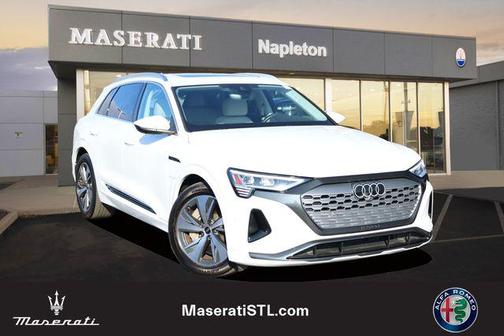 2024 Audi Q8 e-tron Premium Plus