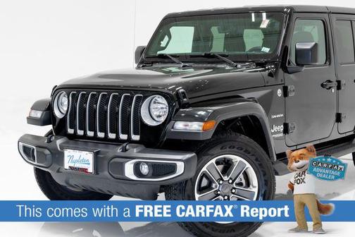 Black Clearcoat 2022 Jeep Wrangler Unlimited Sahara