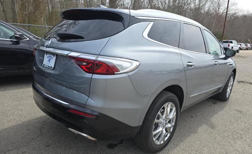Moonstone Gray Metallic 2023 Buick Enclave Essence AWD