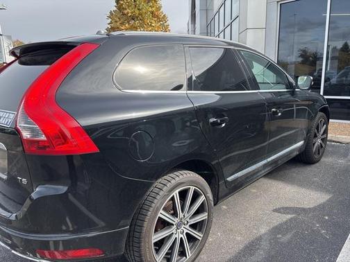 2016 Volvo XC60 T5 Drive-E Premier