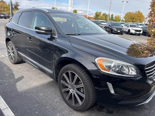 2016 Volvo XC60 T5 Drive-E Premier