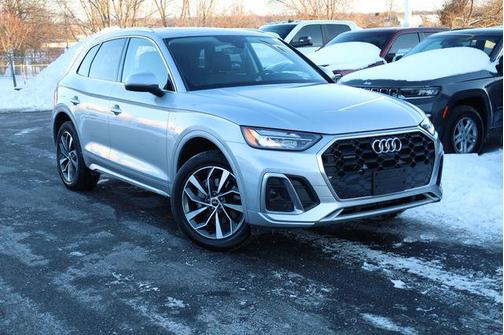 2023 Audi Q5 45 S line Premium Plus