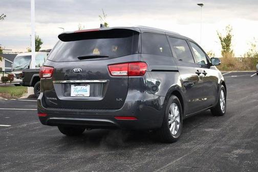 2017 Kia Sedona LX