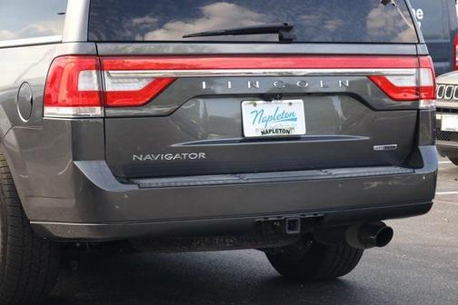 2015 Lincoln Navigator Base
