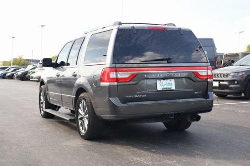2015 Lincoln Navigator Base
