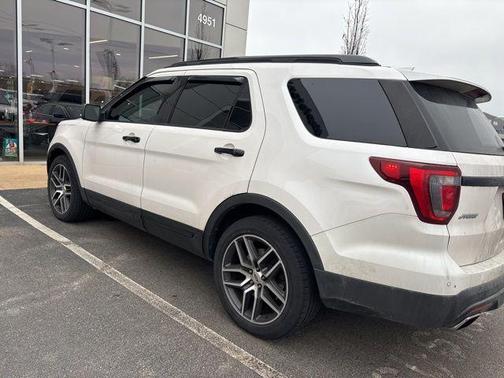 2017 Ford Explorer sport