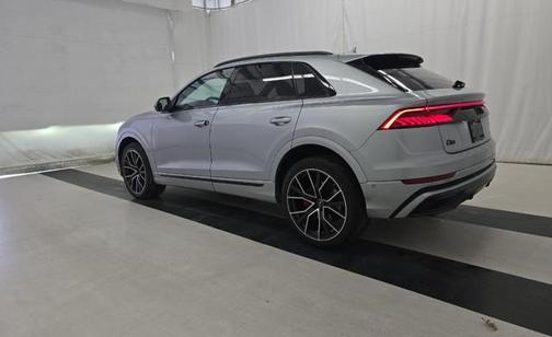 2023 Audi Q8 55 Premium Plus