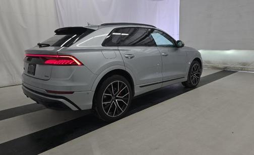 2023 Audi Q8 55 Premium Plus