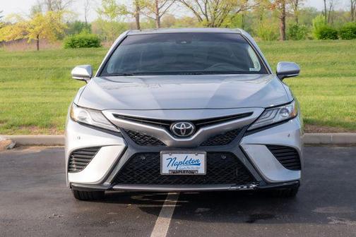 Celestial Silver Metallic 2018 Toyota Camry XSE
