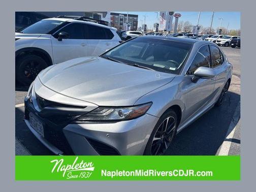Celestial Silver Metallic 2018 Toyota Camry XSE