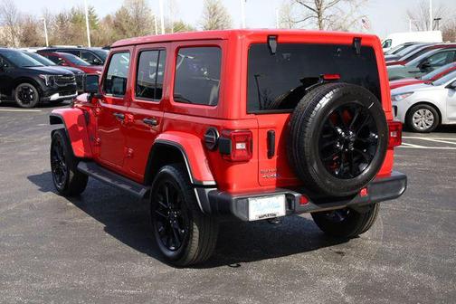 2025 Jeep Wrangler 4xe Sahara