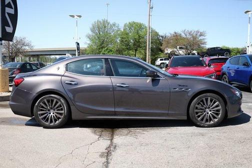 2022 Maserati Ghibli Modena Q4