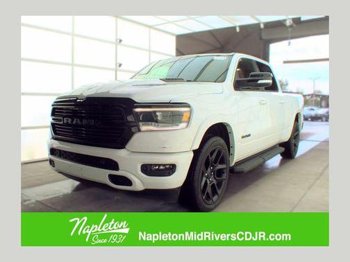 Bright White Clearcoat 2022 RAM 1500 Laramie
