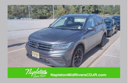Platinum Gray Metallic 2024 Volkswagen Tiguan 2.0T SE 4MOTION