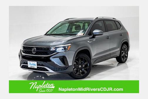 Platinum Gray Metallic 2023 Volkswagen Taos 1.5T SE