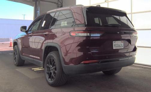 Velvet Red Pearlcoat 2024 Jeep Grand Cherokee Altitude