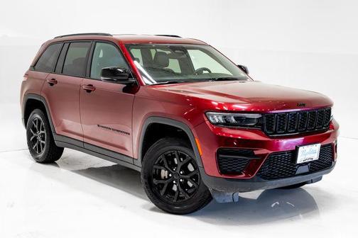 Velvet Red Pearlcoat 2024 Jeep Grand Cherokee Altitude
