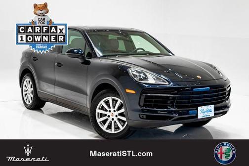 Moonlight Blue Metallic 2022 Porsche Cayenne Cayenne
