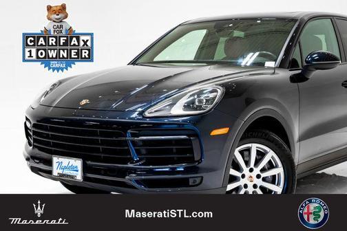 Moonlight Blue Metallic 2022 Porsche Cayenne Cayenne