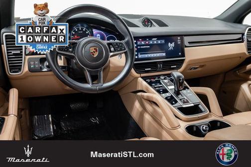 Moonlight Blue Metallic 2022 Porsche Cayenne Cayenne