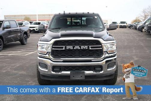 2022 RAM 2500 Tradesman Crew Cab 4x4 6'4' Box