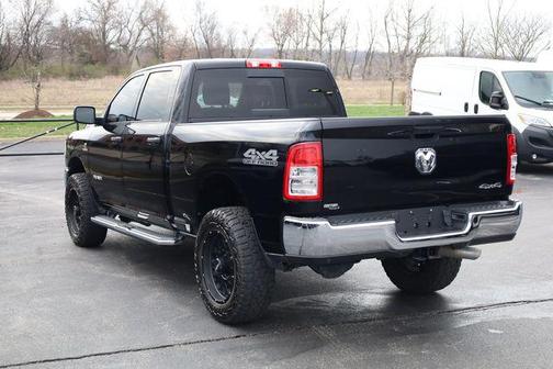 2022 RAM 2500 Tradesman Crew Cab 4x4 6'4' Box