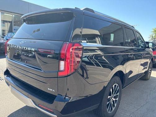 Black Metallic 2025 Ford Expedition Max Platinum