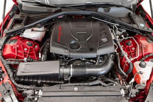 Alfa Rosso 2022 Alfa Romeo Giulia Sprint