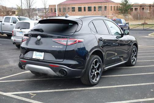 2024 Alfa Romeo Stelvio Ti