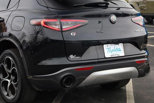 2024 Alfa Romeo Stelvio Ti