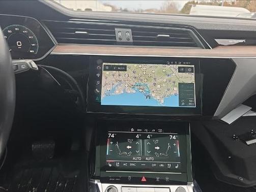 2023 Audi e-tron Premium Plus quattro