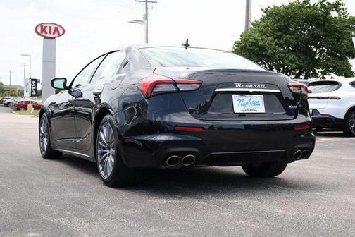 2022 Maserati Ghibli Modena