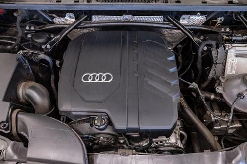 Brilliant Black 2023 Audi Q5 40 Premium Plus